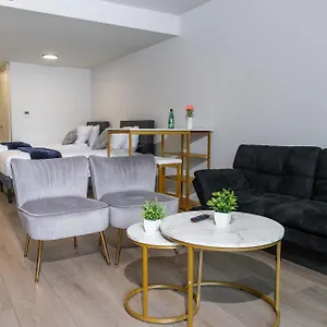  Apartment Downtown Center Silverstone Tower I And Ii Long-term Only Your Second In