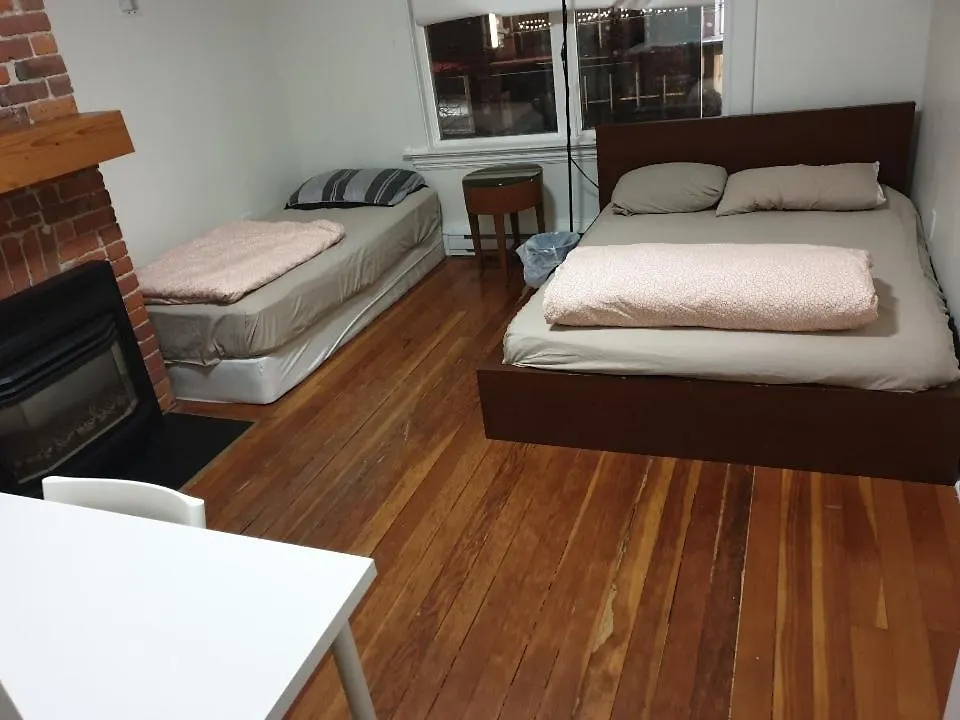 Apartment 5 Star Location Downtown Core 1035 Granville St 6Bed-Rooms Unit 16 People Available Vancouver